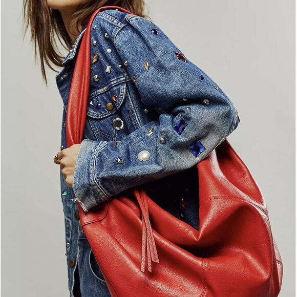 NWT - Free People - Slouchy Carryall in Red Lip - Picture 2 of 7